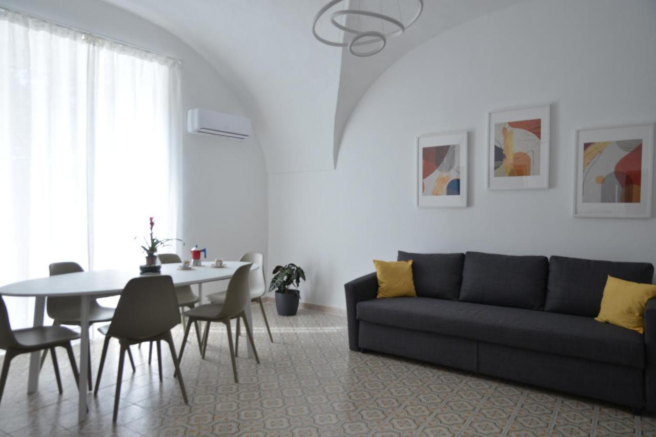 Casa Dante Apartment Catania Bagian luar foto